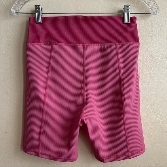 For Love & Lemons Pink Dani Ribbed
Color Block Biker Shorts Size: M - Picture 3 of 5